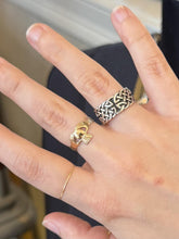 Load image into Gallery viewer, Vintage Sterling Silver Celtic Knot Woven Design Wide Band Ring Unisex US 6.75