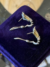 Load image into Gallery viewer, Vintage Lagos CAVIAR 18K Yellow Gold & Sterling Silver Lily Leverback Earrings