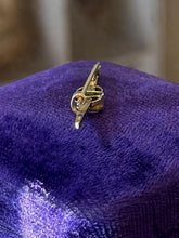 Load image into Gallery viewer, Antique Edwardian Era 9ct Yellow Gold Faceted Aquamarine & Seed Pearl Bar Pin