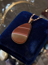 Load image into Gallery viewer, Vintage Rare Signed REBAJES Copper & Banded Agate Pendant Necklace Figaro 18"