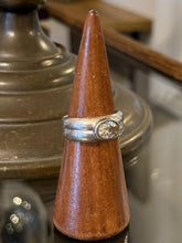 Load image into Gallery viewer, Vintage Sterling Silver Oval Faceted Cubic Zirconia Bezel Set Ring US 9.25