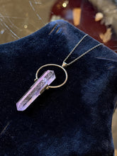 Load image into Gallery viewer, Vintage Sterling Silver Doubled Point Faceted Amethyst Spinner Pendant Necklace