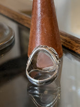 Load image into Gallery viewer, Vintage Sterling Silver Floral Filigree Rose Quartz Statement Ring US 8.5