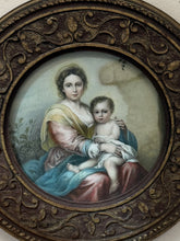 Load image into Gallery viewer, Vintage Florentine Round Wood Frame Murillo Art Litho Gypsy Madonna and Child