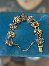 Load image into Gallery viewer, Vintage Midcentury Black & Gold Tone Damascene Oval Panel Link Bracelet