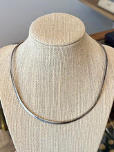 Load image into Gallery viewer, Vintage Solid Sterling Silver Modernist Collar Choker Necklace