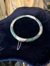 Load image into Gallery viewer, Vintage Jade Etched Sterling Silver Hinged Bangle Bracelet Safety Chain 7.25"