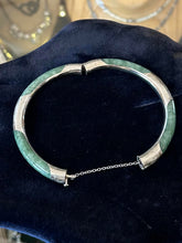 Load image into Gallery viewer, Vintage Jade Etched Sterling Silver Hinged Bangle Bracelet Safety Chain 7.25"