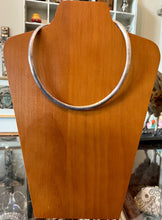 Load image into Gallery viewer, Vintage 1990s Signed M 925 ITALY Sterling Silver 6mm Omega Chain Necklace 17"