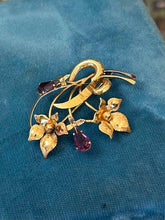 Load image into Gallery viewer, Vintage 14K & 18K Yellow Gold Genuine Faceted Amethyst Teardrop Floral Brooch