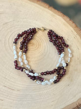 Load image into Gallery viewer, Vintage 14k Yellow Gold Faceted Genuine Garnet &amp; Freshwater Pearl Multi Strand Beaded Bracelet 7.5”
