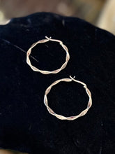 Load image into Gallery viewer, Vintage Sterling Silver 925 Flat Twist Hoop Earrings Thin Silver Hoops
