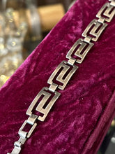 Load image into Gallery viewer, Vintage Mexico Sterling Silver 925 Greek Key Meander Cut Out Link Bracelet Unisex 8”
