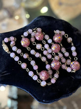 Load image into Gallery viewer, Vintage Pink &amp; Mauve Murano Latticino Wedding Cake Venetian Glass Bead Necklace
