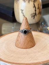 Load image into Gallery viewer, Dainty Vintage 925 Sterling Silver Black Onyx Ring US Size 6 1/4

