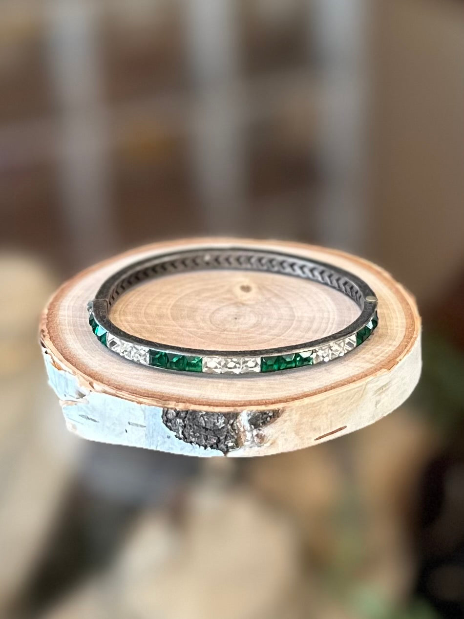Art Deco Sterling Silver Emerald Green & Clear Square Faceted Rhinestone Engraved Hinged Bangle Bracelet