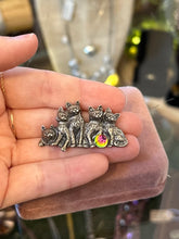 Load image into Gallery viewer, Signed SWIFT ARROW Sterling Silver Group of Cats Kittens with Iridescent Crystal Brooch
