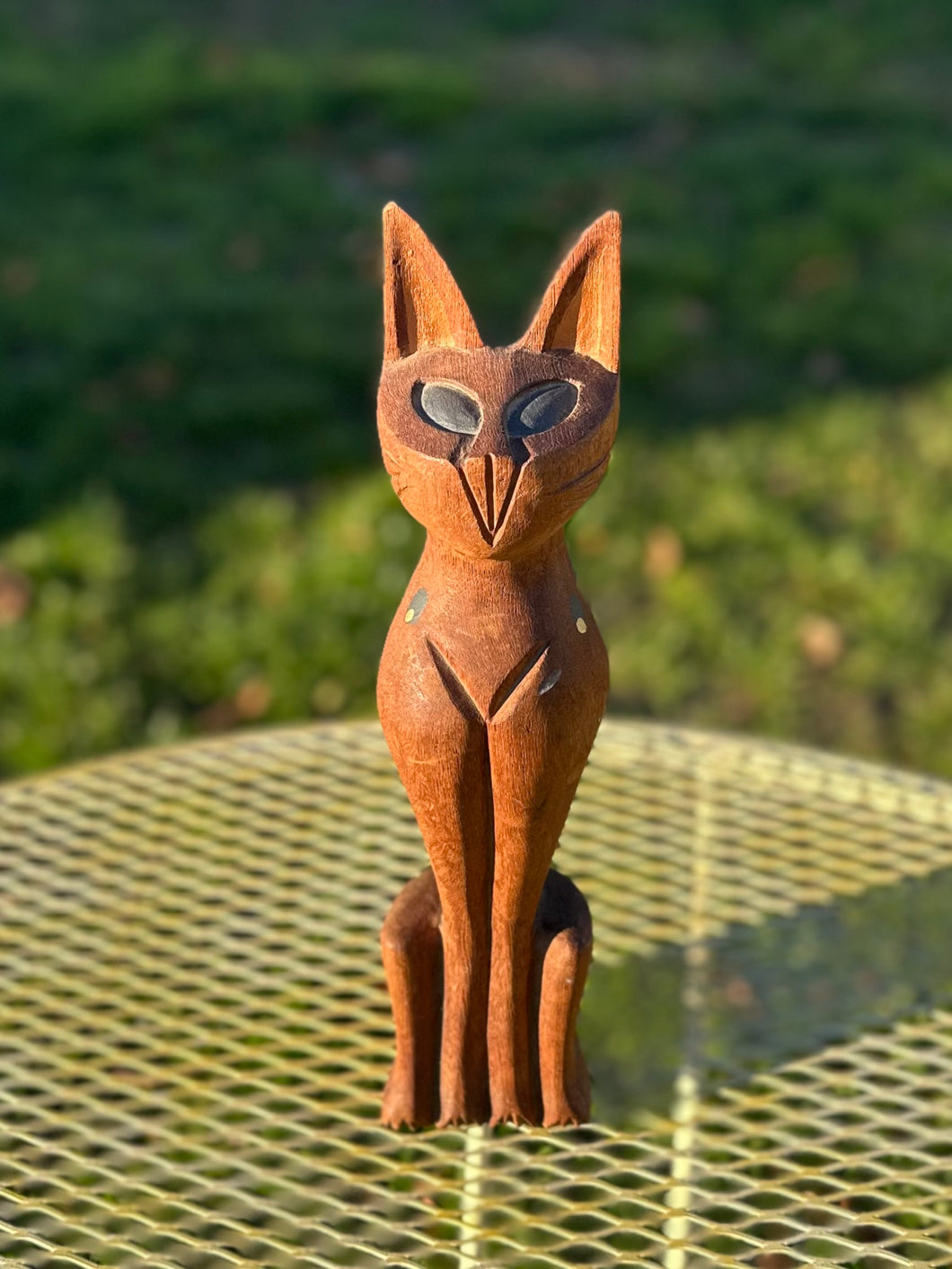 Vintage Midcentury MCM Circa 1960s Hand Carved & Hand Painted Teak Wood Siamese Cat Sculpture 12.4”