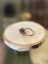 Load image into Gallery viewer, Vintage Modernist 925 Sterling Silver Faux Banded Amethyst Glass Sphere Encapsulated Ring US Size 6 1/2
