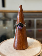 Load image into Gallery viewer, Vintage Modernist 925 Sterling Silver Faux Banded Amethyst Glass Sphere Encapsulated Ring US Size 6 1/2
