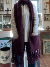 Load image into Gallery viewer, Oversized 2-Pocket Tassel Scarf
