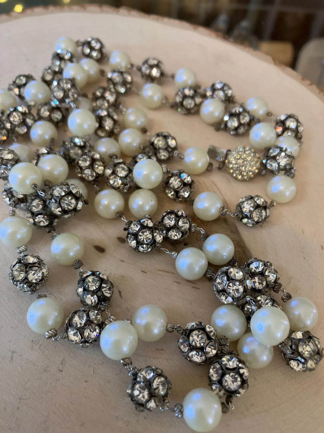 Signed Jonne Vintage Pearl & Roundell Rhinestone Bead Necklace Schraeger 48