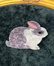Load image into Gallery viewer, Rabbit Hair Claw Clip
