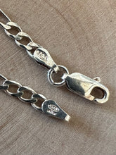 Load image into Gallery viewer, Vintage 1990s Sterling Silver 925 Milor ITALY Figaro Chain Link Bracelet Unisex 7.25”
