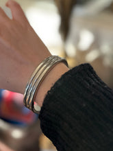 Load image into Gallery viewer, Vintage Signed Ben Amun by Isaac Manevitz Silver Tone Ribbed Bangle Bracelet
