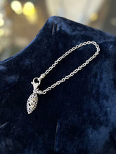 Load image into Gallery viewer, Signed Scott Grimes for John Hardy JAI Sterling Silver &amp; 14K Yellow Gold Single Charm Chain Bracelet 7.25”

