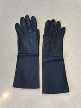 Load image into Gallery viewer, Vintage Midcentury Black Pebbled Leather Mid Length Women’s Gloves Size 7
