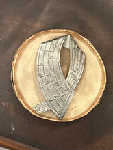 Load image into Gallery viewer, Vintage 1980s Signed JJ Jonette Silver Tone Music Note Music Sheet Ribbon Brooch 1988
