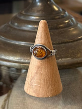 Load image into Gallery viewer, Vintage Sterling Silver Genuine Baltic Amber Oval Cabochon Ring US Size 6 1/2
