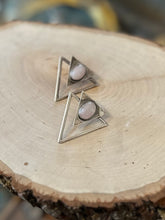 Load image into Gallery viewer, Vintage 925 Sterling Silver Double Pyramid Triangle Abstract Pink Rose Quartz Cabochon Stone Earrings Geometric
