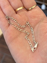 Load image into Gallery viewer, Vintage 1990s Sterling Silver 925 Milor ITALY Figaro Chain Link Bracelet Unisex 7.25”
