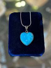 Load image into Gallery viewer, Vintage Signed RLS Mexico Sterling Silver Genuine Turquoise Heart Necklace 24"
