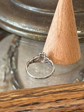 Load image into Gallery viewer, Vintage Sterling Silver Claddagh Celtic Knot Ring US Size 8 Unisex
