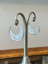 Load image into Gallery viewer, Vintage 1990s Sterling Silver Heart Open Hoop Earrings “Hearts in a Cage” Signed BEAU

