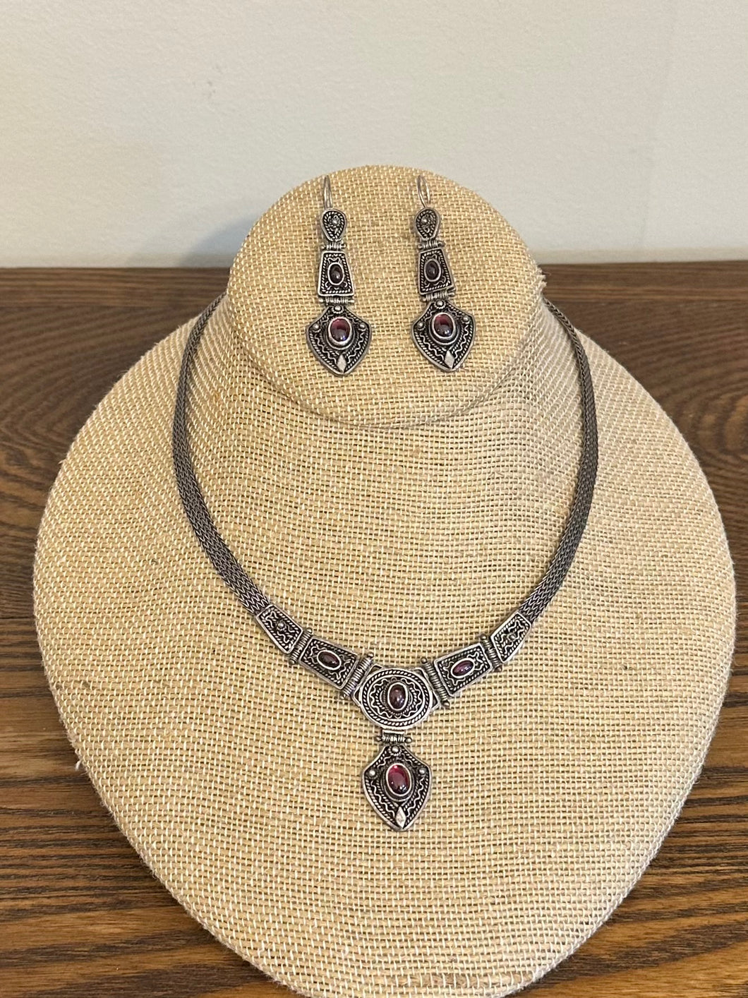 Vintage 1990s Sterling Silver & Genuine Garnet Cabochon Pendant Necklace and Dangle Drop Earrings Set