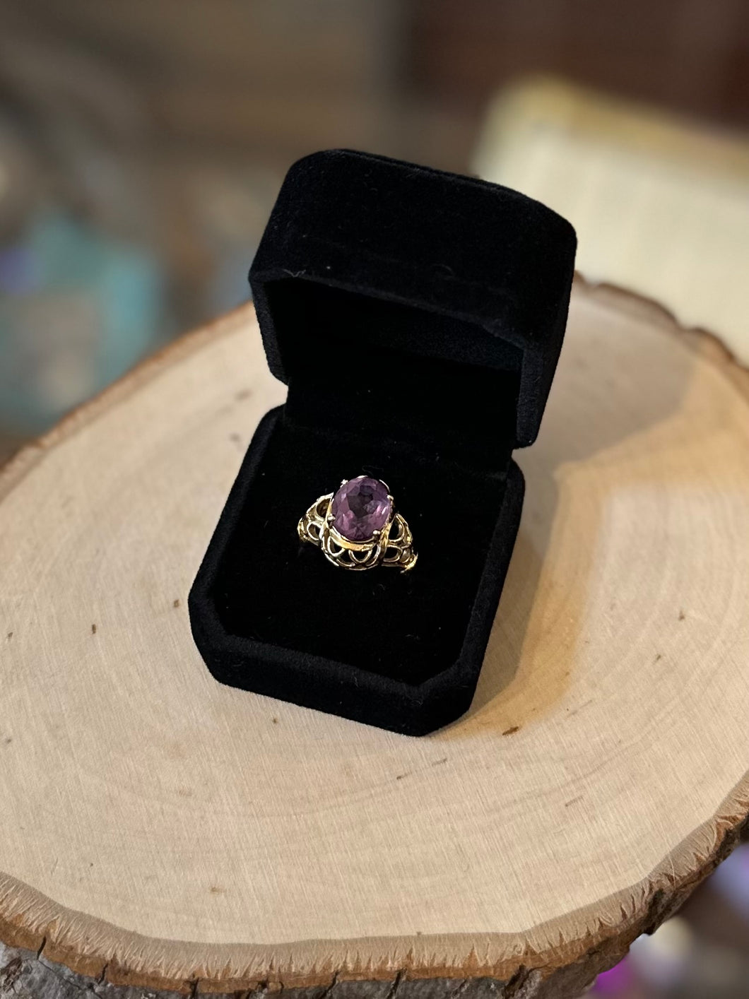 Vintage Hallmarked Fessenden & Co. Ornate Gold Plated Faceted Faux Amethyst Cocktail Ring US Size 7 1/4