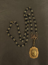 Load image into Gallery viewer, ‘CAMEO APPEARANCE’ Pendant Necklace
