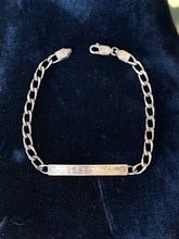 Load image into Gallery viewer, Vintage Sterling Silver Engraved Chevron ID Name Plate Flat Curb Link Unisex Bracelet 7.5” | Blank
