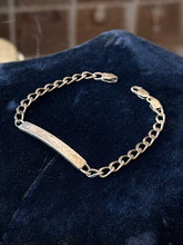 Load image into Gallery viewer, Vintage Sterling Silver Engraved Chevron ID Name Plate Flat Curb Link Unisex Bracelet 7.5” | Blank
