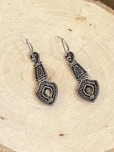 Load image into Gallery viewer, Vintage 1990s Sterling Silver &amp; Genuine Garnet Cabochon Pendant Necklace and Dangle Drop Earrings Set
