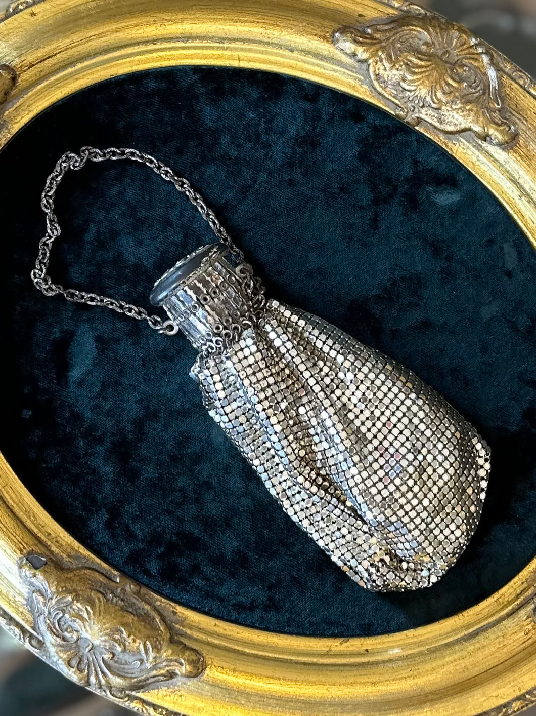 Vintage 1930s Art Deco Whiting & Davis Co. Silver Mesh Collapsible Gate Beggars Evening Bag Flapper Eveningwear