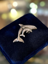 Load image into Gallery viewer, Vintage 925 Sterling Silver Mother &amp; Baby Orca Whale Pendant
