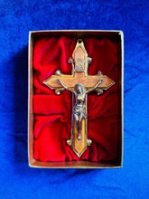 Load image into Gallery viewer, Vintage Gold Plate Brass &amp; Marbled Orange Bakelite Memorial Crucifix 1940s w/ Original Box
