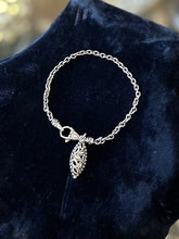 Load image into Gallery viewer, Signed Scott Grimes for John Hardy JAI Sterling Silver &amp; 14K Yellow Gold Single Charm Chain Bracelet 7.25”
