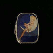 Load image into Gallery viewer, handmade pill box
