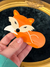 Load image into Gallery viewer, Fox Hair Claw Clip
